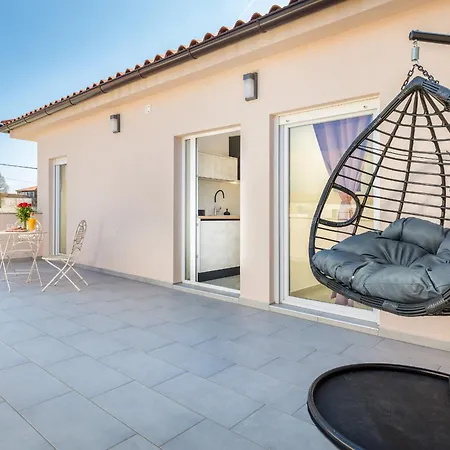 Villa Brand New 6 Bedroom Villa, Only 1500m From The *